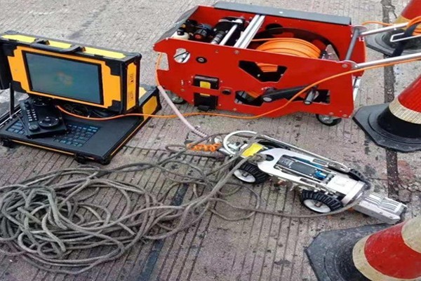 安达CCTV管道检测机器人